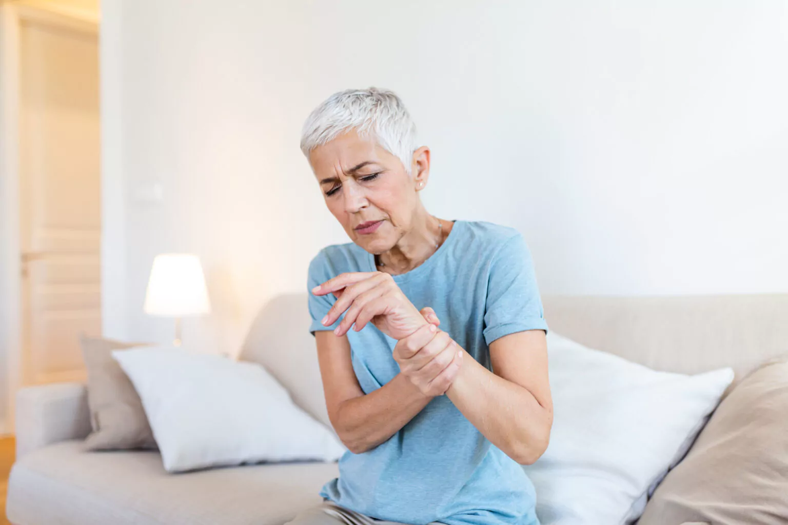 Déconstruire la polyarthrite rhumatoïde : comment le système immunitaire influence vos articulations
